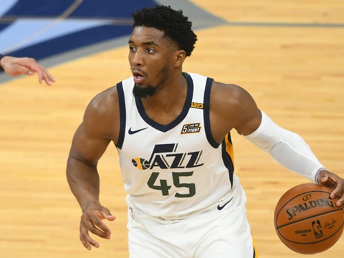 备受瞩目 备受瞩目